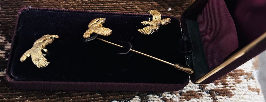 Vintage 1960s Flying Game Bird Cufflinks & Stick Pin Boxed Set Pat 2920363